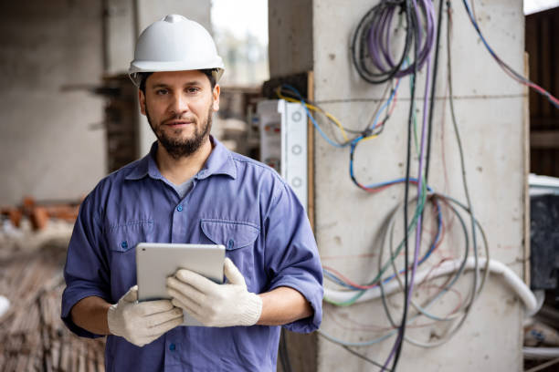 Best Affordable Emergency Electrician  in Central, TN